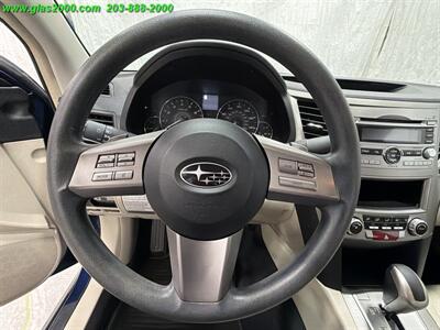 2011 Subaru Legacy 2.5i   - Photo 4 - Bethany, CT 06524