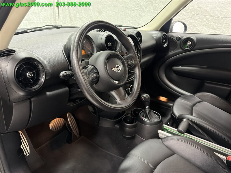 2016 MINI Countryman Cooper S ALL4 - Photo 3 - Bethany, CT 06524
