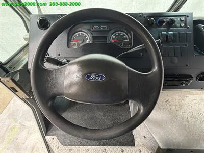 2014 Ford E-Series Van   - Photo 4 - Bethany, CT 06524