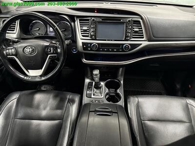 2018 Toyota Highlander Limited - Photo 6 - Bethany, CT 06524