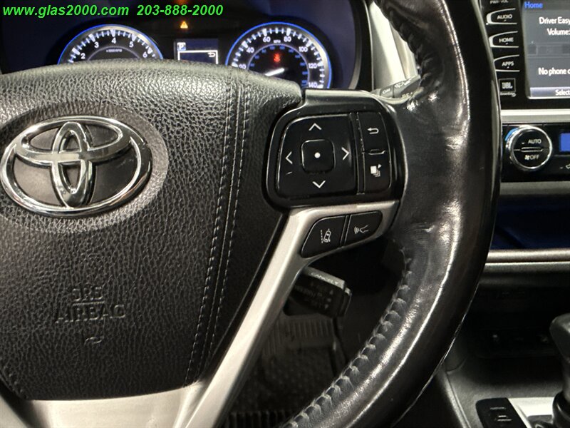 2018 Toyota Highlander Limited - Photo 23 - Bethany, CT 06524