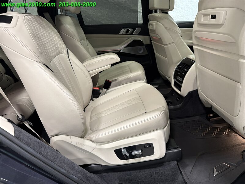 2019 BMW X7 xDrive50i - Photo 16 - Bethany, CT 06524