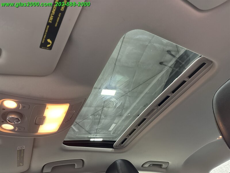 2012 Audi A4 2.0T Premium Plus quattro - Photo 12 - Bethany, CT 06524