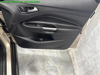 2017 Ford C-Max Hybrid SE   - Photo 22 - Bethany, CT 06524