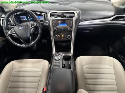 2018 Ford Fusion Hybrid S   - Photo 6 - Bethany, CT 06524