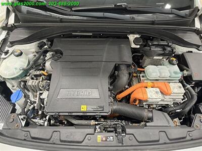 2018 Hyundai IONIQ Hybrid Blue - Photo 18 - Bethany, CT 06524