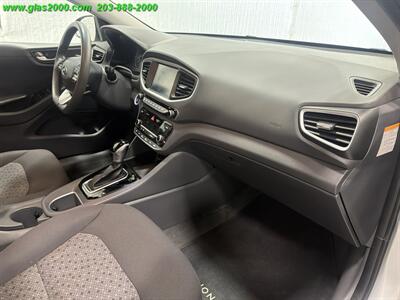 2018 Hyundai IONIQ Hybrid Blue - Photo 5 - Bethany, CT 06524