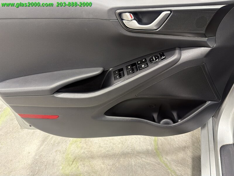 2018 Hyundai IONIQ Hybrid Blue - Photo 27 - Bethany, CT 06524