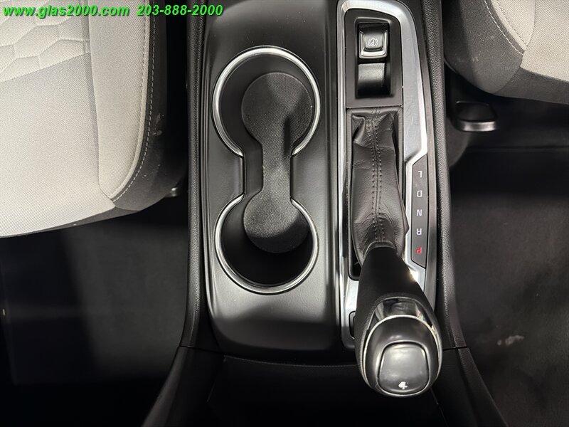 2020 Chevrolet Equinox LS - Photo 31 - Bethany, CT 06524