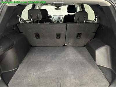 2020 Chevrolet Equinox LS - Photo 15 - Bethany, CT 06524