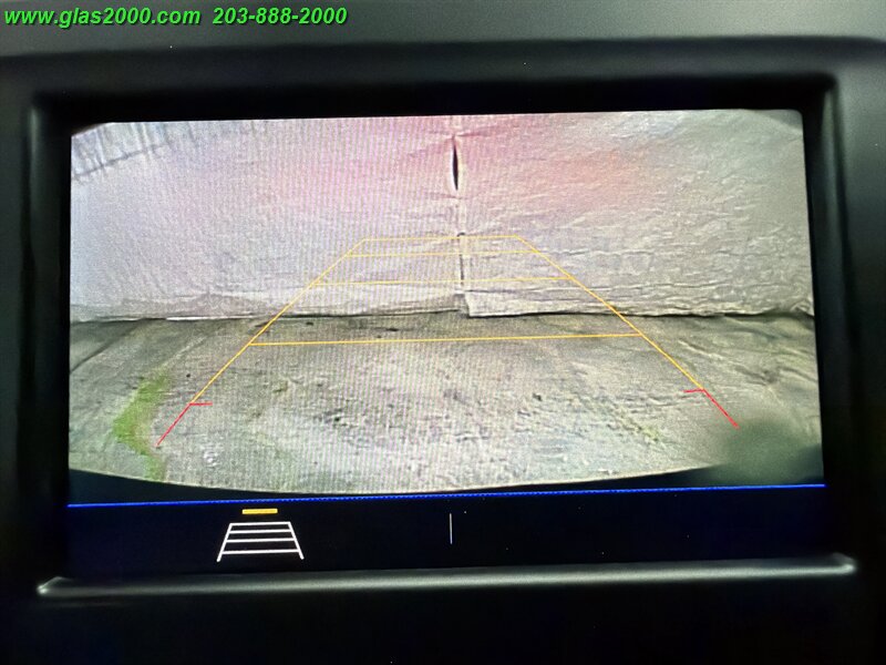 2020 Chevrolet Equinox LS - Photo 11 - Bethany, CT 06524