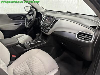 2020 Chevrolet Equinox LS - Photo 5 - Bethany, CT 06524