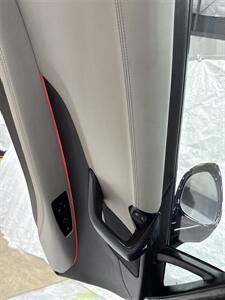 2016 BMW i8   - Photo 13 - Bethany, CT 06524