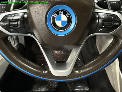 2016 BMW i8   - Photo 18 - Bethany, CT 06524
