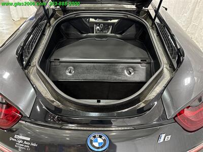 2016 BMW i8   - Photo 6 - Bethany, CT 06524