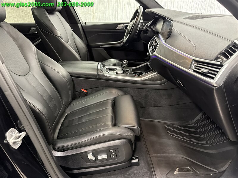 2022 BMW X7 xDrive40i - Photo 21 - Bethany, CT 06524