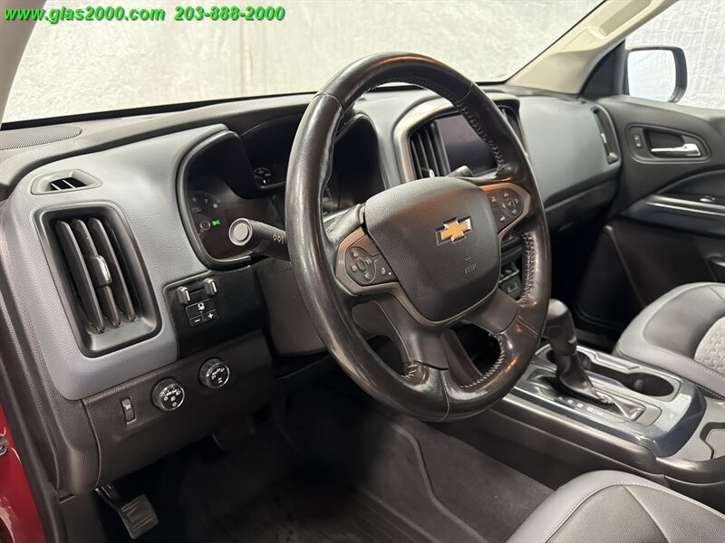 2019 Chevrolet Colorado Z71 - Photo 2 - Bethany, CT 06524