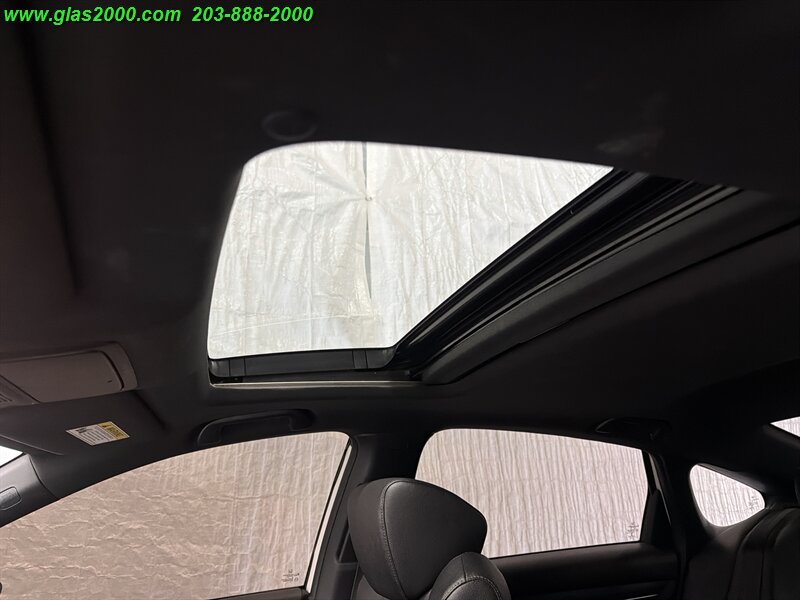 2020 Honda Accord Sport 2.0T - Photo 12 - Bethany, CT 06524
