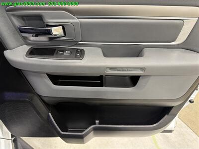 2019 RAM 1500 CLASSIC WARLOCK CREW CAB 4X4 - Photo 29 - Bethany, CT 06524