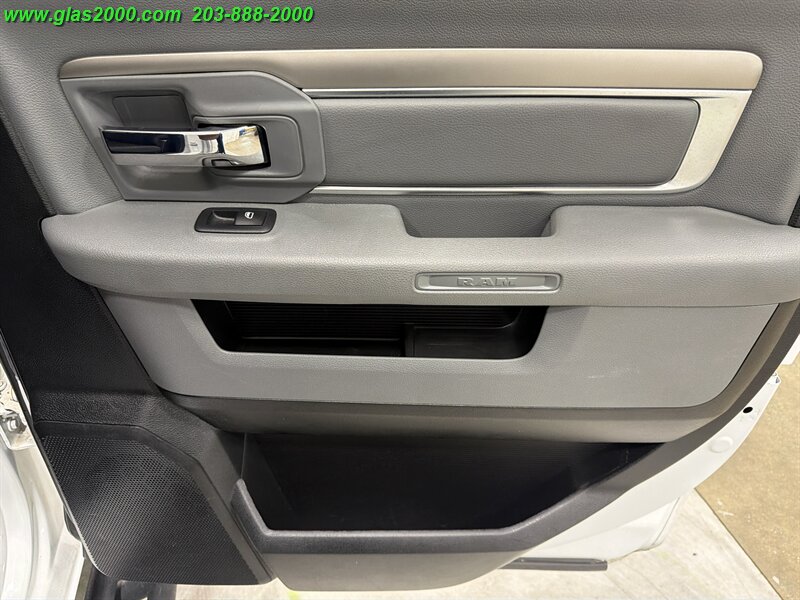 2019 RAM 1500 CLASSIC WARLOCK CREW CAB 4X4 - Photo 26 - Bethany, CT 06524