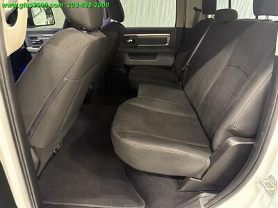 2019 RAM 1500 CLASSIC WARLOCK CREW CAB 4X4 - Photo 9 - Bethany, CT 06524