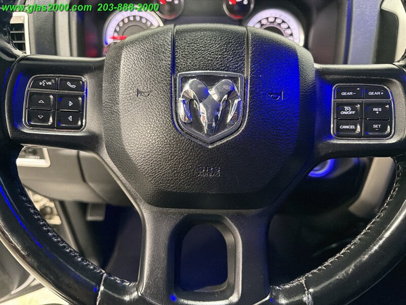2019 RAM 1500 CLASSIC WARLOCK CREW CAB 4X4 - Photo 22 - Bethany, CT 06524