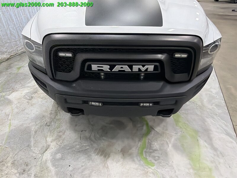 2019 RAM 1500 CLASSIC WARLOCK CREW CAB 4X4 - Photo 18 - Bethany, CT 06524