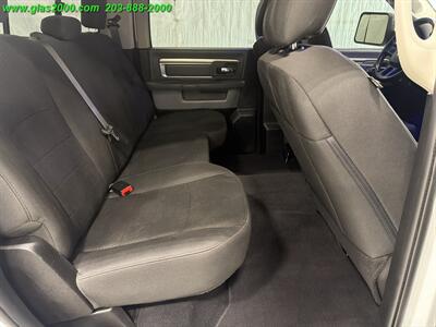 2019 RAM 1500 CLASSIC WARLOCK CREW CAB 4X4 - Photo 10 - Bethany, CT 06524