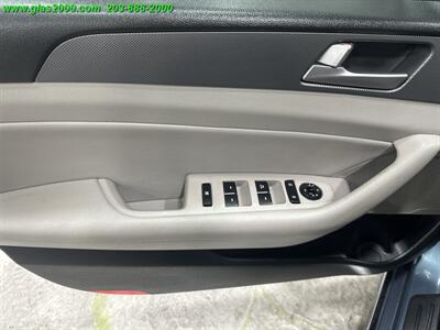 2016 Hyundai Sonata Hybrid SE   - Photo 25 - Bethany, CT 06524