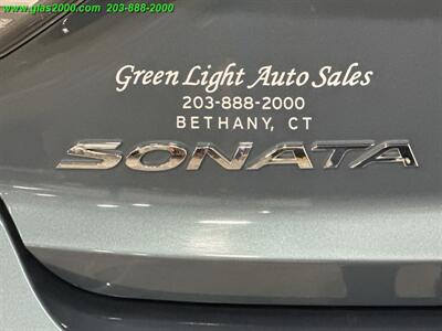 2016 Hyundai Sonata Hybrid SE   - Photo 23 - Bethany, CT 06524