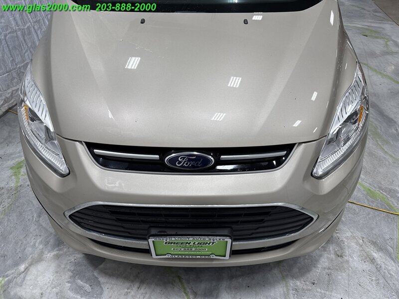 2017 Ford C-MAX Hybrid SE   - Photo 18 - Bethany, CT 06524