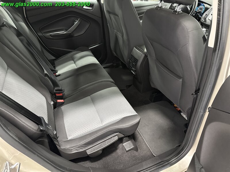 2017 Ford C-MAX Hybrid SE   - Photo 10 - Bethany, CT 06524