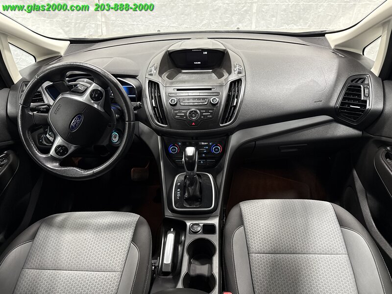 2017 Ford C-MAX Hybrid SE   - Photo 6 - Bethany, CT 06524