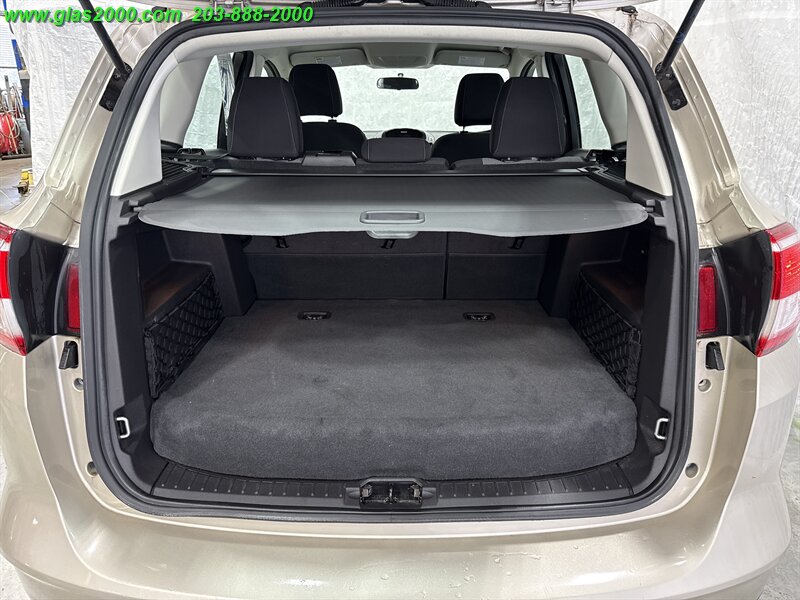 2017 Ford C-MAX Hybrid SE   - Photo 15 - Bethany, CT 06524