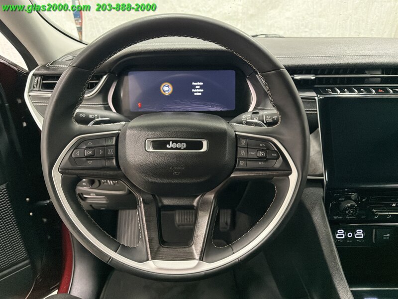 2023 Jeep Grand Cherokee Limited - Photo 4 - Bethany, CT 06524