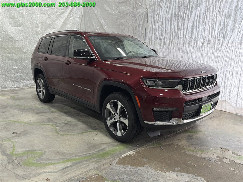 2023 Jeep Grand Cherokee Limited - Photo 2 - Bethany, CT 06524