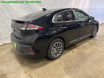 2020 Hyundai IONIQ Limited  Price reflects $4000.00 Federal EV credit for those who qualify! Price without EV credit is $17,999.00 - Photo 8 - Bethany, CT 06524