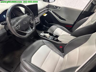 2020 Hyundai IONIQ Limited  Price reflects $4000.00 Federal EV credit for those who qualify! Price without EV credit is $17,999.00 - Photo 3 - Bethany, CT 06524