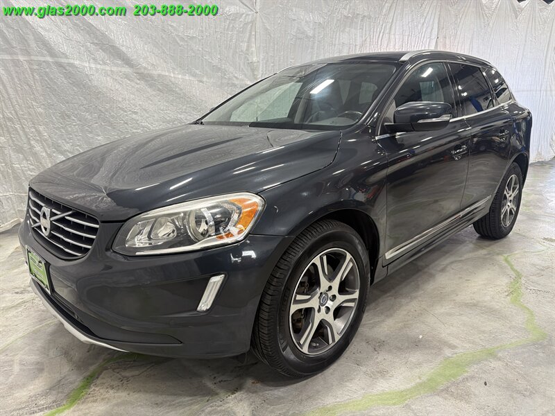 2014 Volvo XC60 T6   - Photo 1 - Bethany, CT 06524