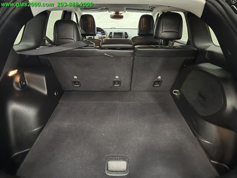 2022 Jeep Cherokee Trailhawk - Photo 15 - Bethany, CT 06524