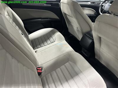 2018 Ford Fusion S - Photo 10 - Bethany, CT 06524