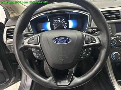 2018 Ford Fusion S - Photo 4 - Bethany, CT 06524
