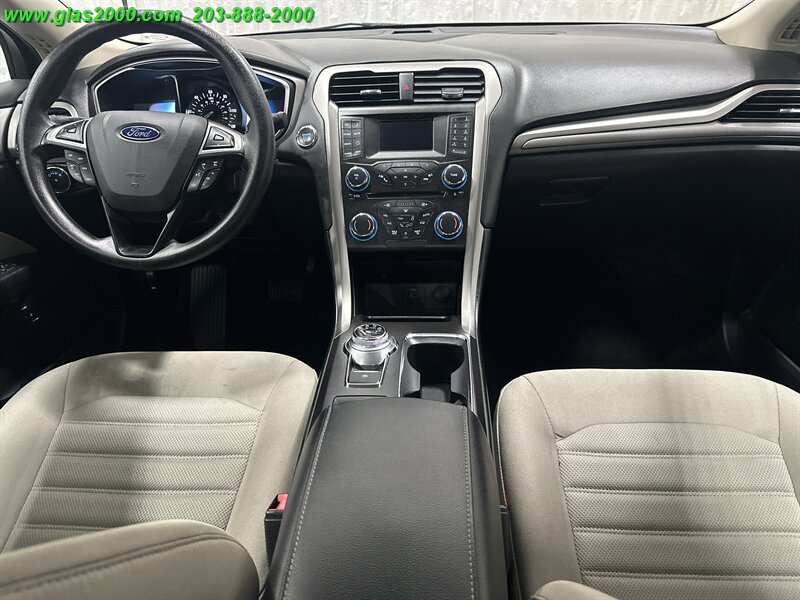 2018 Ford Fusion S - Photo 6 - Bethany, CT 06524