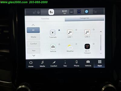 2022 RAM 1500 Laramie  CREW CAB 4X4 - Photo 11 - Bethany, CT 06524