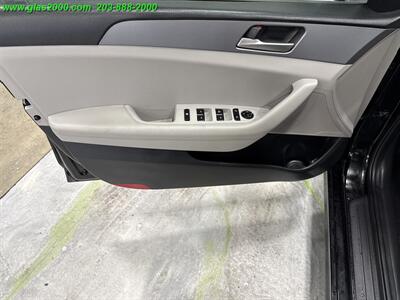 2018 Hyundai Sonata ECO   - Photo 8 - Bethany, CT 06524