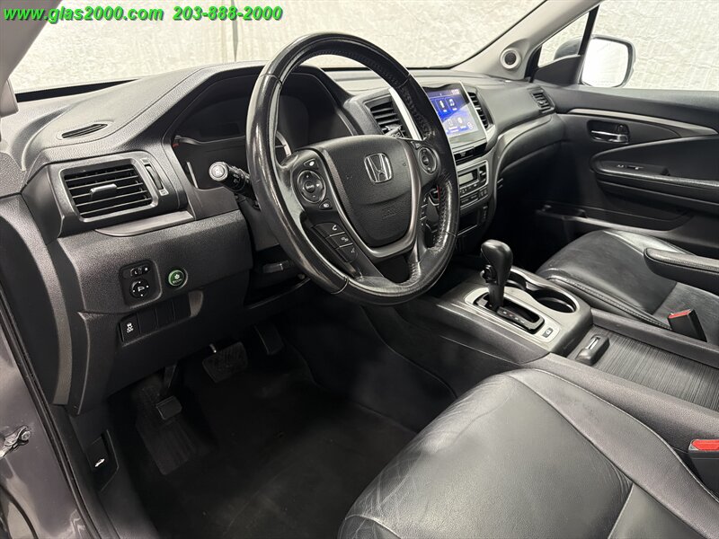 2018 Honda Pilot EX-L - Photo 3 - Bethany, CT 06524