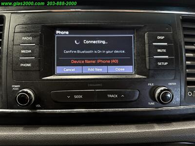 2018 Kia Sedona L - Photo 11 - Bethany, CT 06524