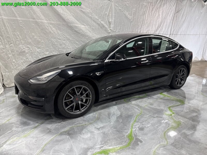 2018 Tesla Model 3 Long Range Price reflects $4000.00 Federal EV credit for those who qualify! Price without EV credit is $22,499.00 - Photo 1 - Bethany, CT 06524