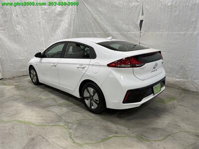2018 Hyundai IONIQ HYBRID Blue - Photo 7 - Bethany, CT 06524