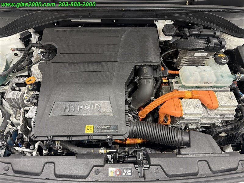 2018 Hyundai IONIQ HYBRID Blue - Photo 12 - Bethany, CT 06524
